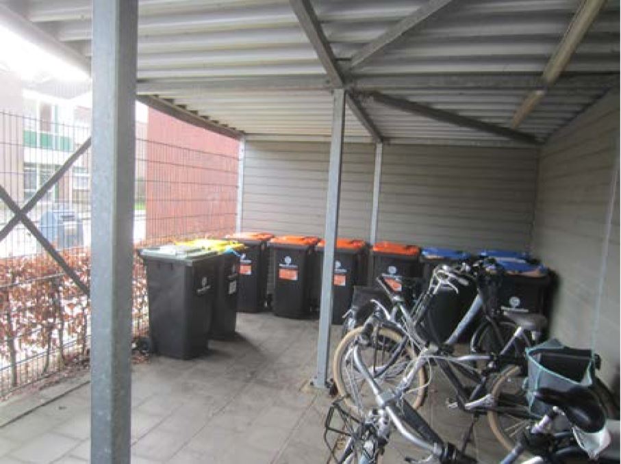 Containers in fietsenstalling